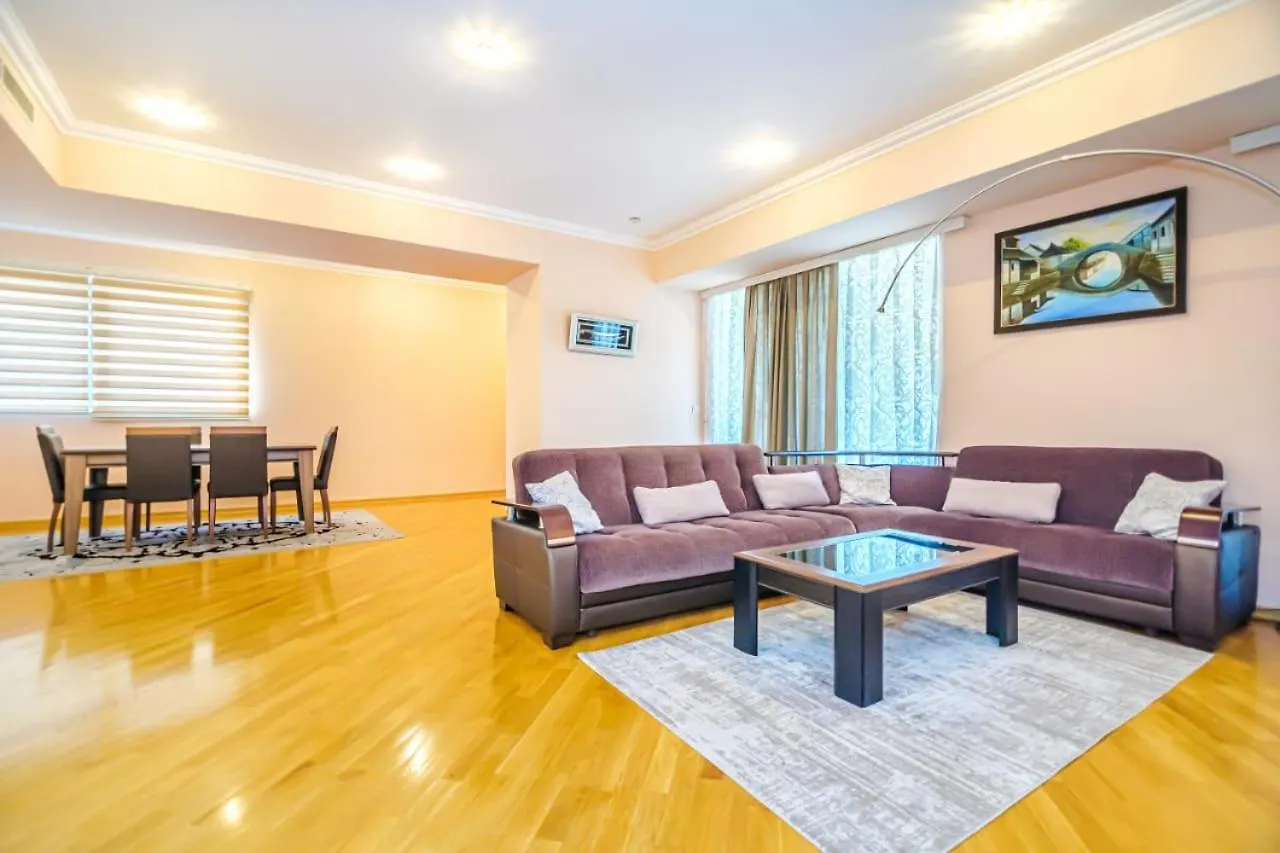 فندق Port Baku Residance 710 A